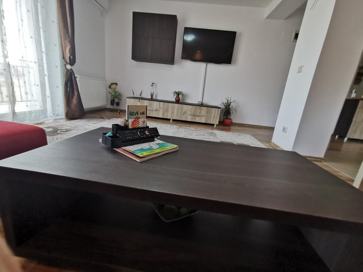 Apartament Ovidiu Giroc Eksteriør billede